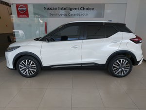 2022 Nissan KICKS PLATINUM BI-TONO 1.6 LTS CVT 22