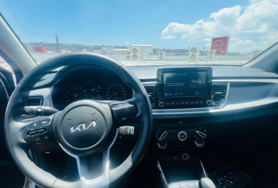 2023 Kia RIO LX TM