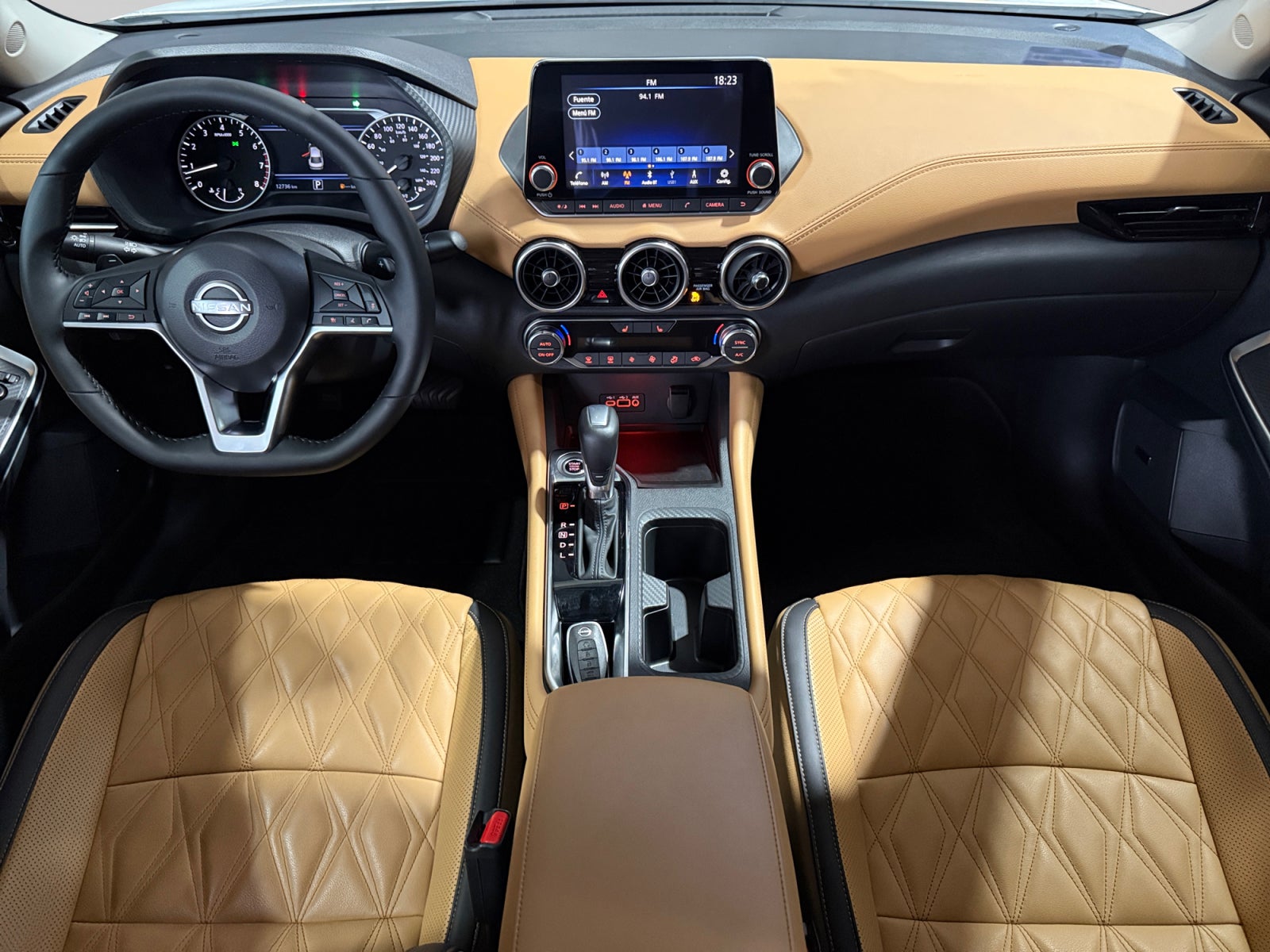 2025 Nissan SENTRA SR PLATINUM BITONO CVT 25
