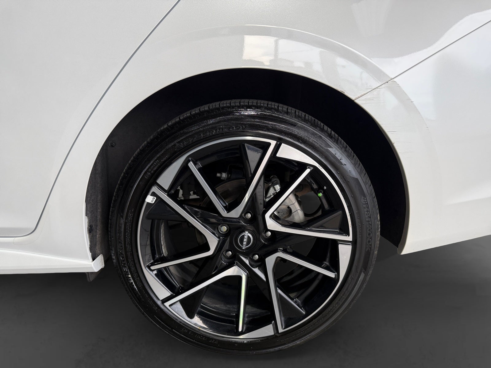 2025 Nissan SENTRA SR PLATINUM BITONO CVT 25