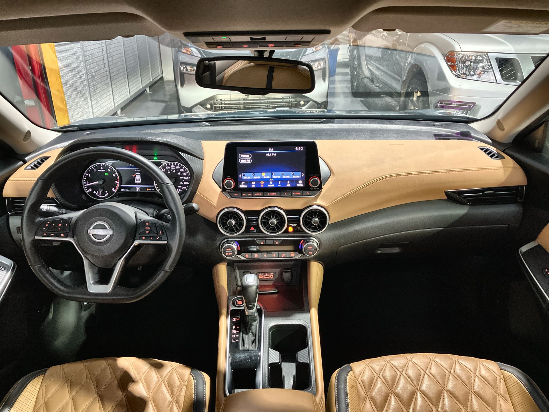 2024 Nissan SENTRA PLATINUM BITONO CVT 24