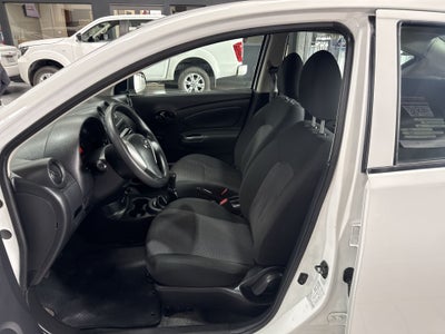 2020 Nissan VERSA MT AC 1.6L