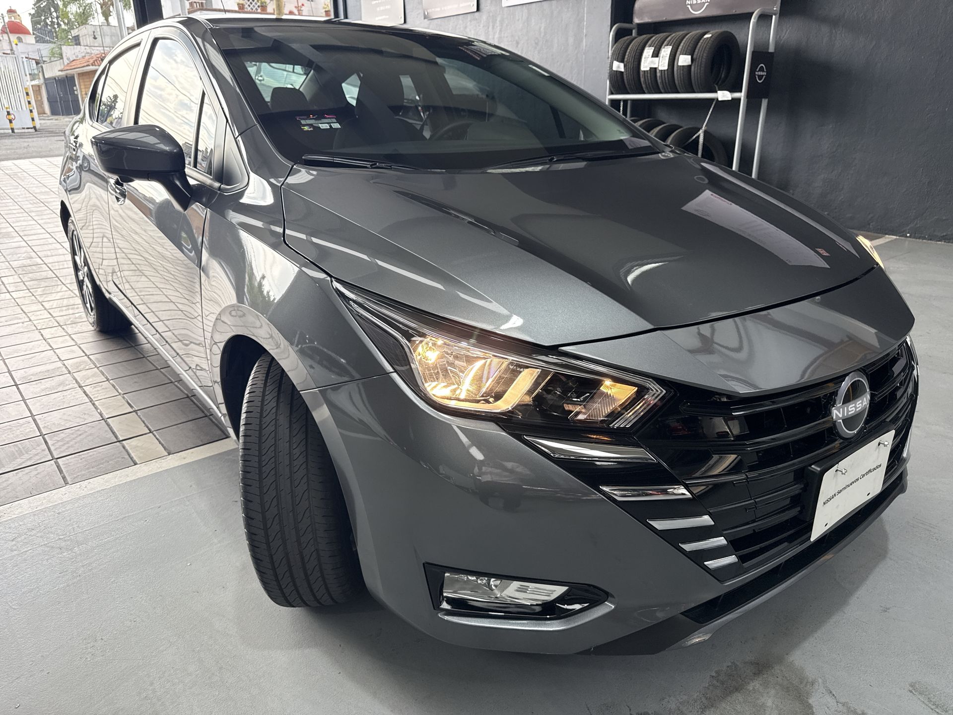 2025 Nissan VERSA ADVANCE CVT 25