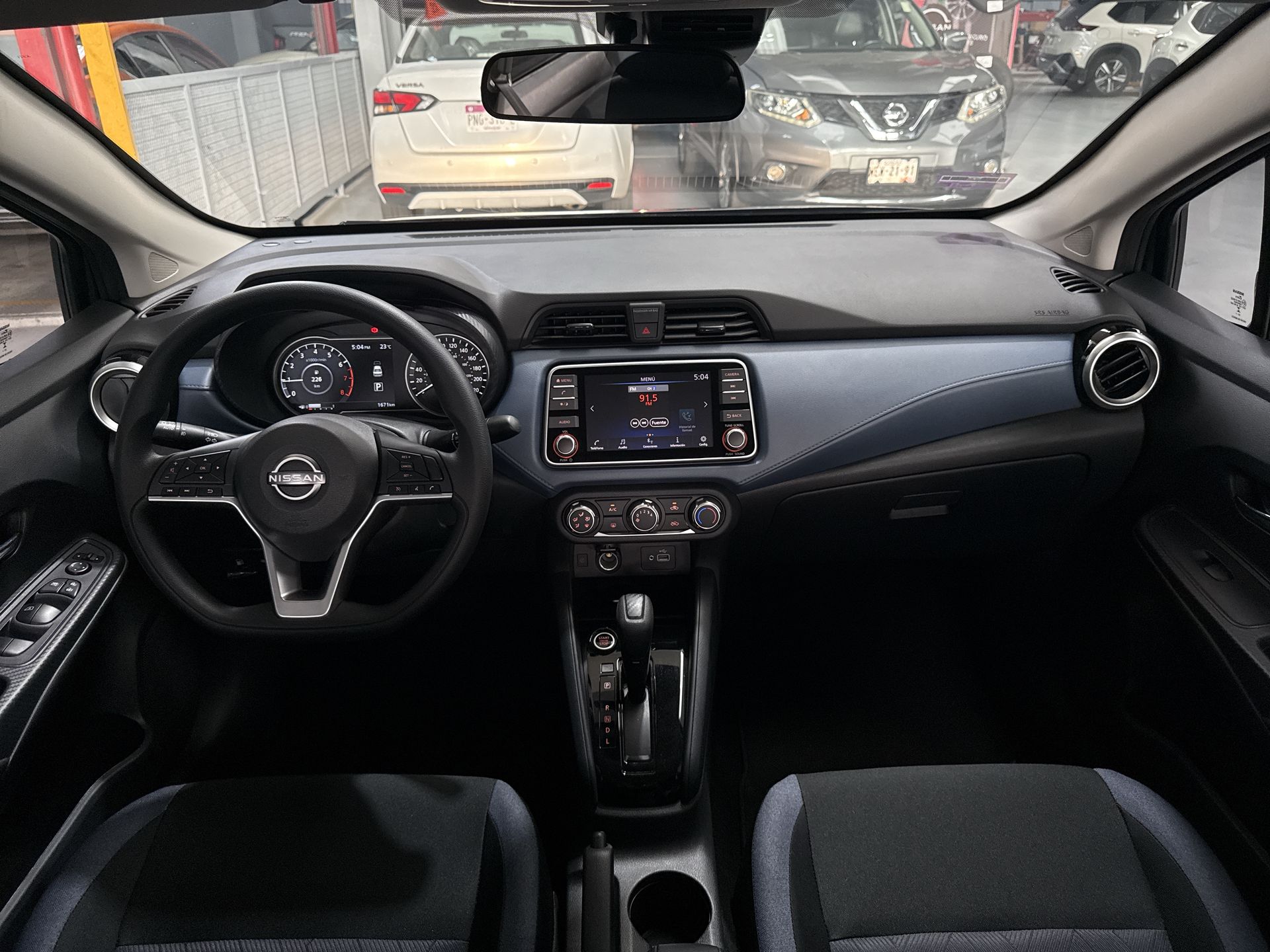 2025 Nissan VERSA ADVANCE CVT 25