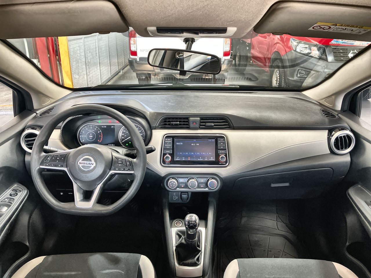 2021 Nissan VERSA ADVANCE MT 21