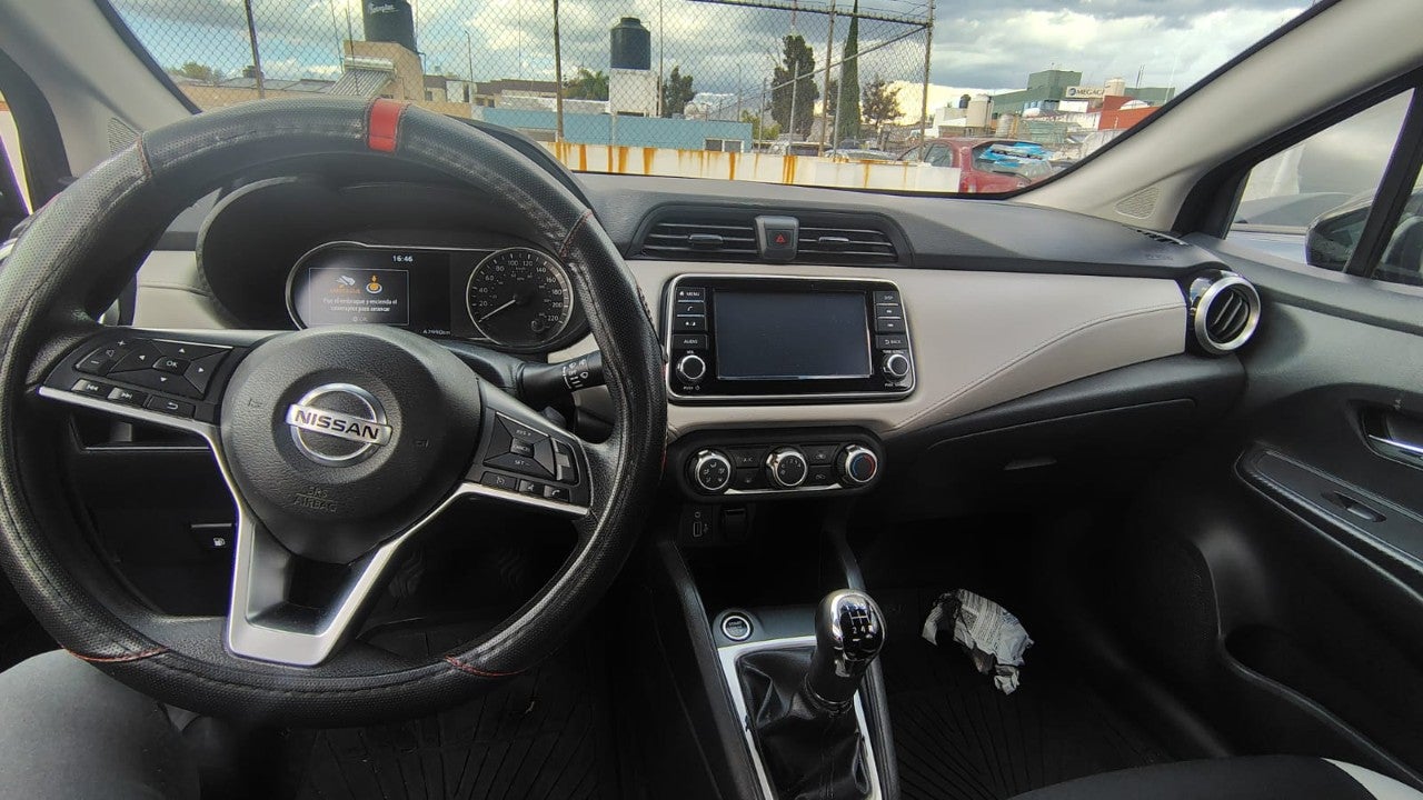 2021 Nissan VERSA ADVANCE MT 21