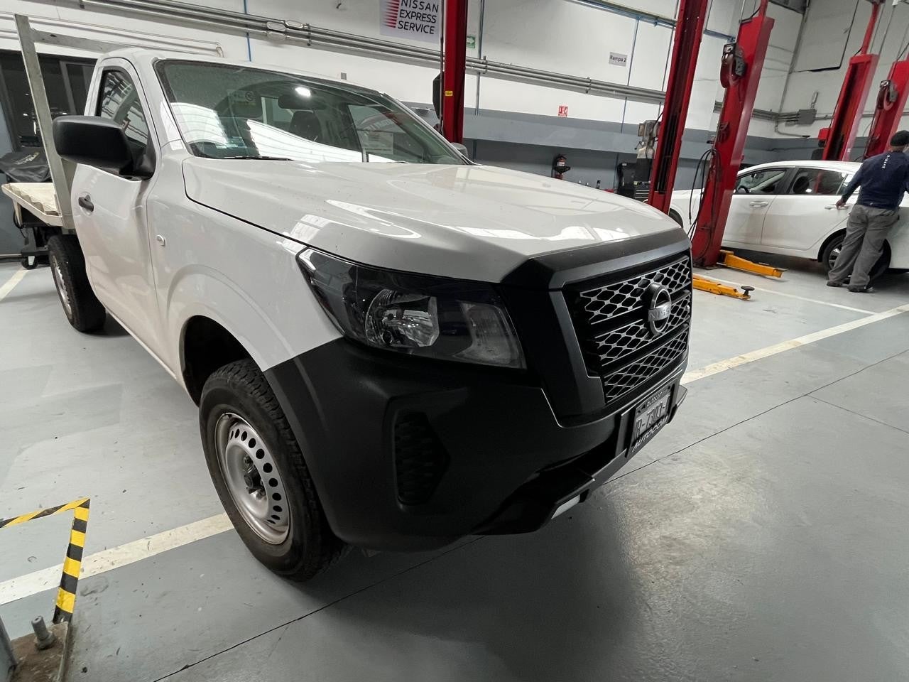 2023 Nissan NP300 CHASIS TM AC 23