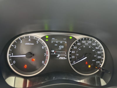 2025 Nissan KICKS PLAY ADVANCE 1.6 LTS MT 25