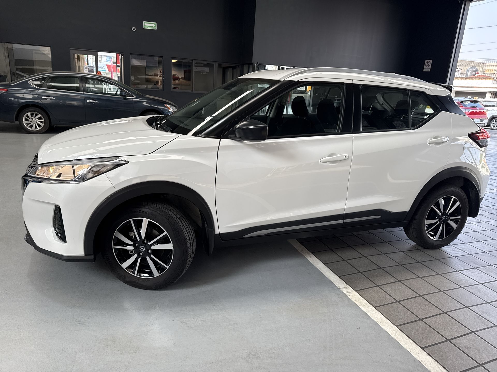 2025 Nissan KICKS PLAY ADVANCE 1.6 LTS MT 25