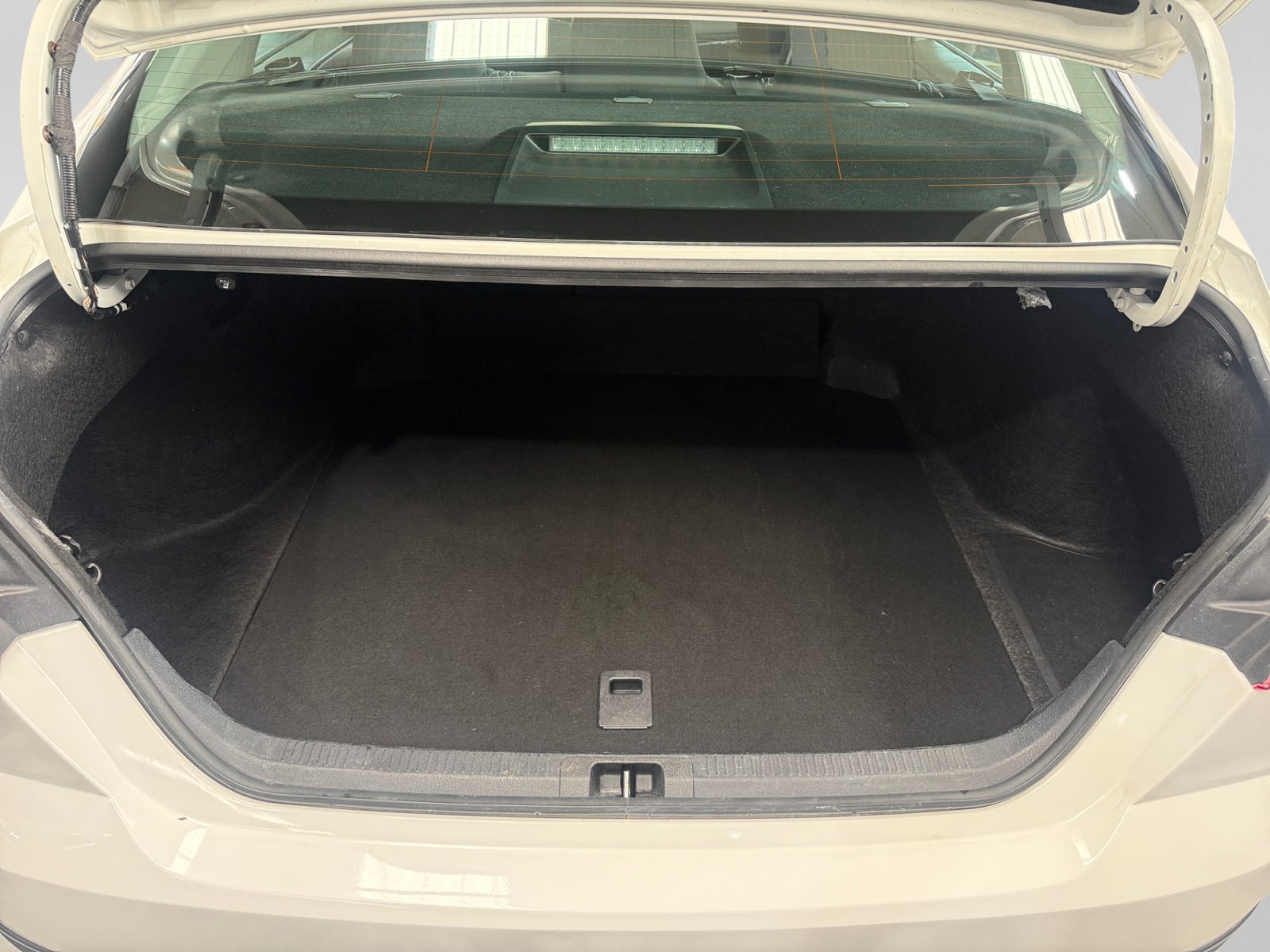 2025 Toyota CAMRY LE HEV