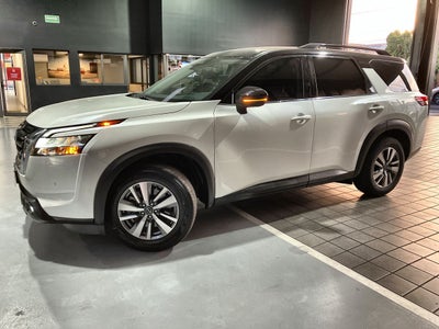 2023 Nissan PATHFINDER ADVANCE 2WD 23