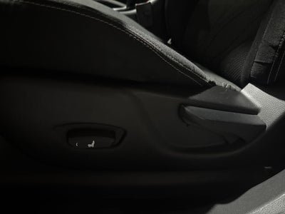 2022 Chevrolet GROOVE LT AT