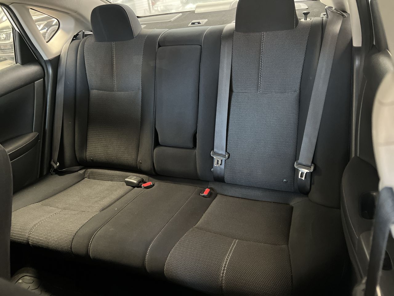 2017 Nissan SENTRA ADVANCE MT