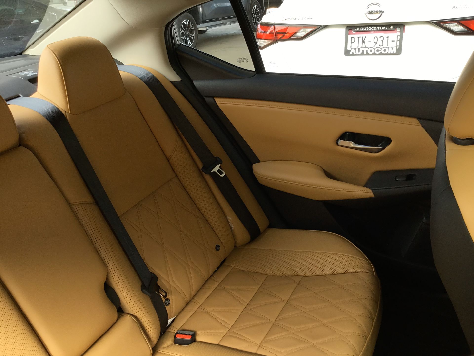 2025 Nissan SENTRA PLATINUM BITONO CVT 25