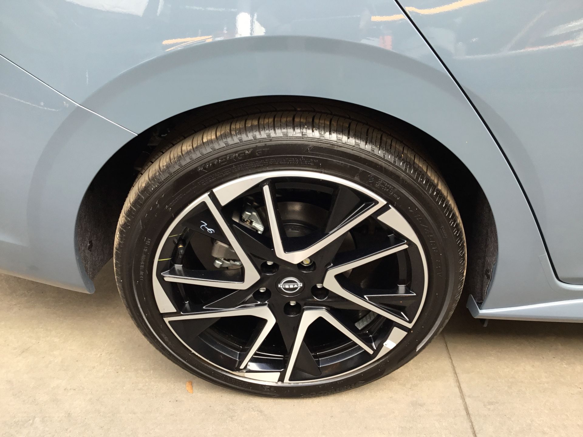 2025 Nissan SENTRA PLATINUM BITONO CVT 25