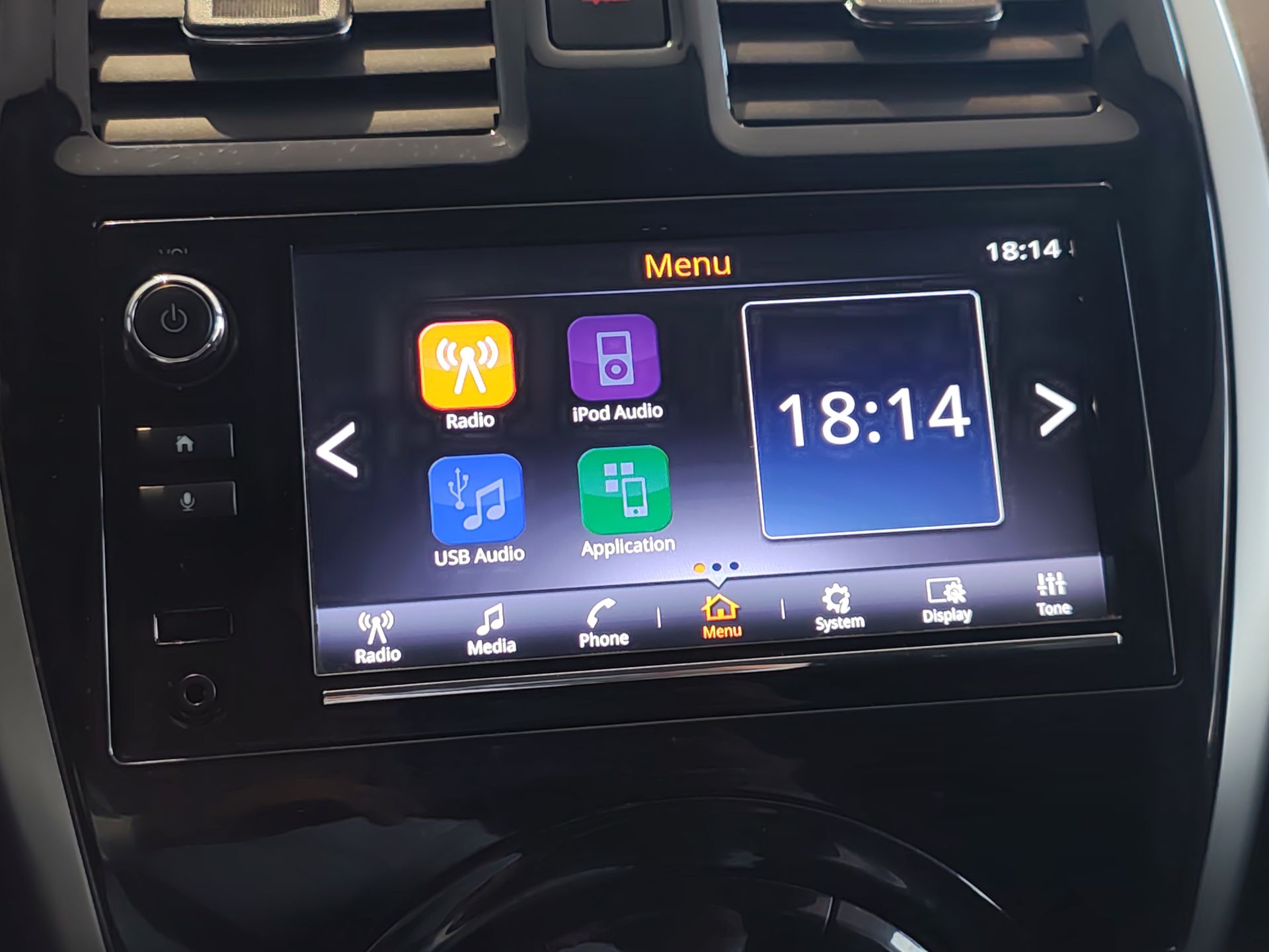 2020 Nissan MARCH EXCLUSIVE TA BI-TONO