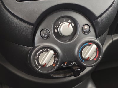 2019 Nissan VERSA MT AC 1.6L
