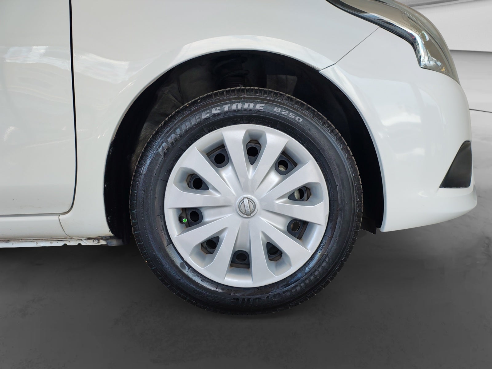 2019 Nissan VERSA MT AC 1.6L