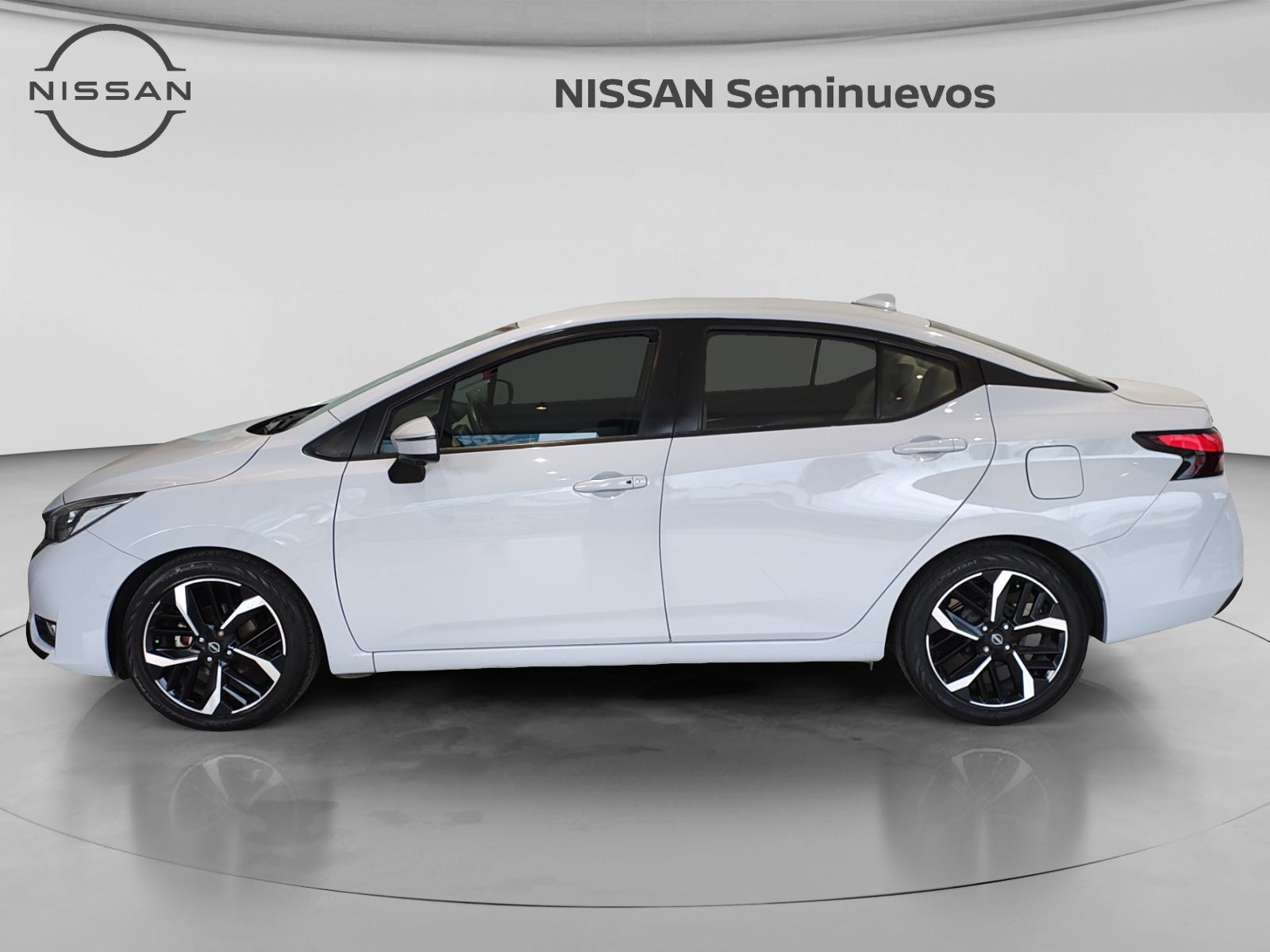 2023 Nissan VERSA EXCLUSIVE CVT 23