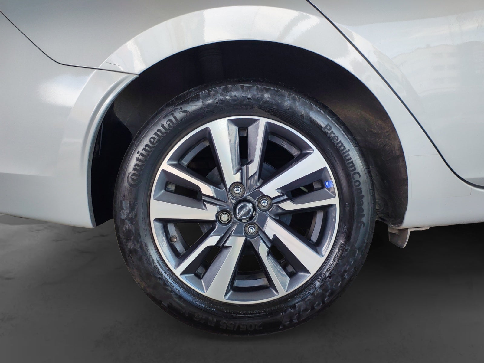 2024 Nissan VERSA ADVANCE CVT 24