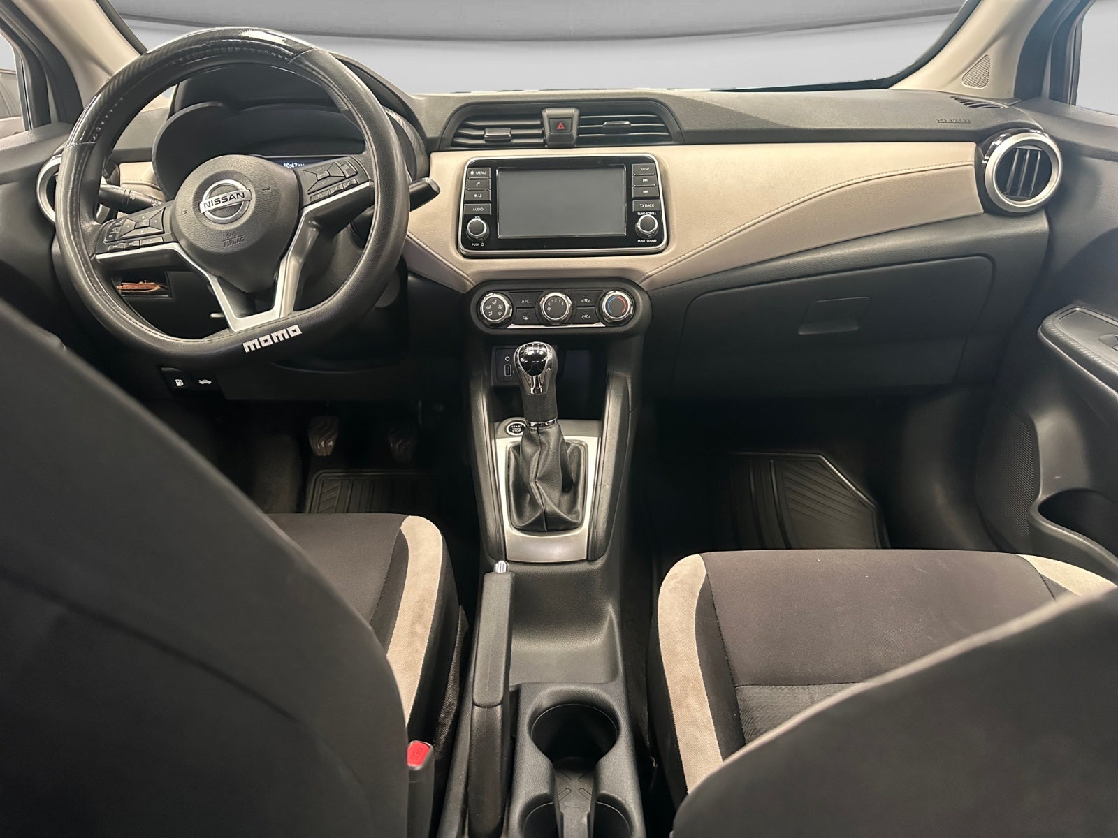 2022 Nissan VERSA ADVANCE MT 22