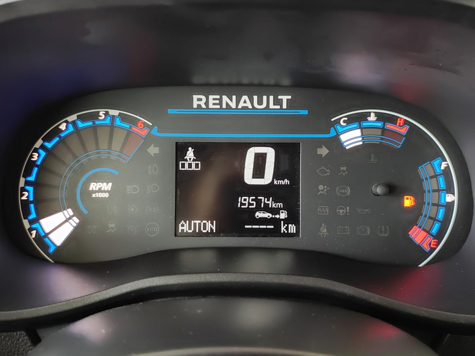 2023 RENAULT KWID OUTSIDER