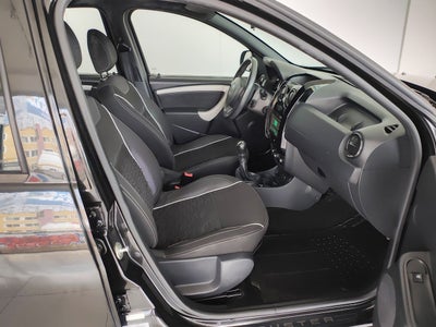 2021 RENAULT OROCH OUTSIDER SMR