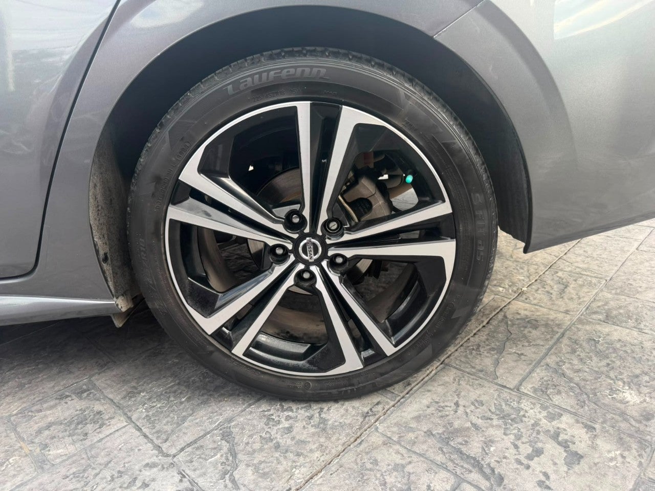 2023 Nissan SENTRA SR BITONO CVT 23