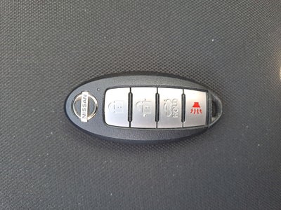 2022 Nissan VERSA ADVANCE CVT 22