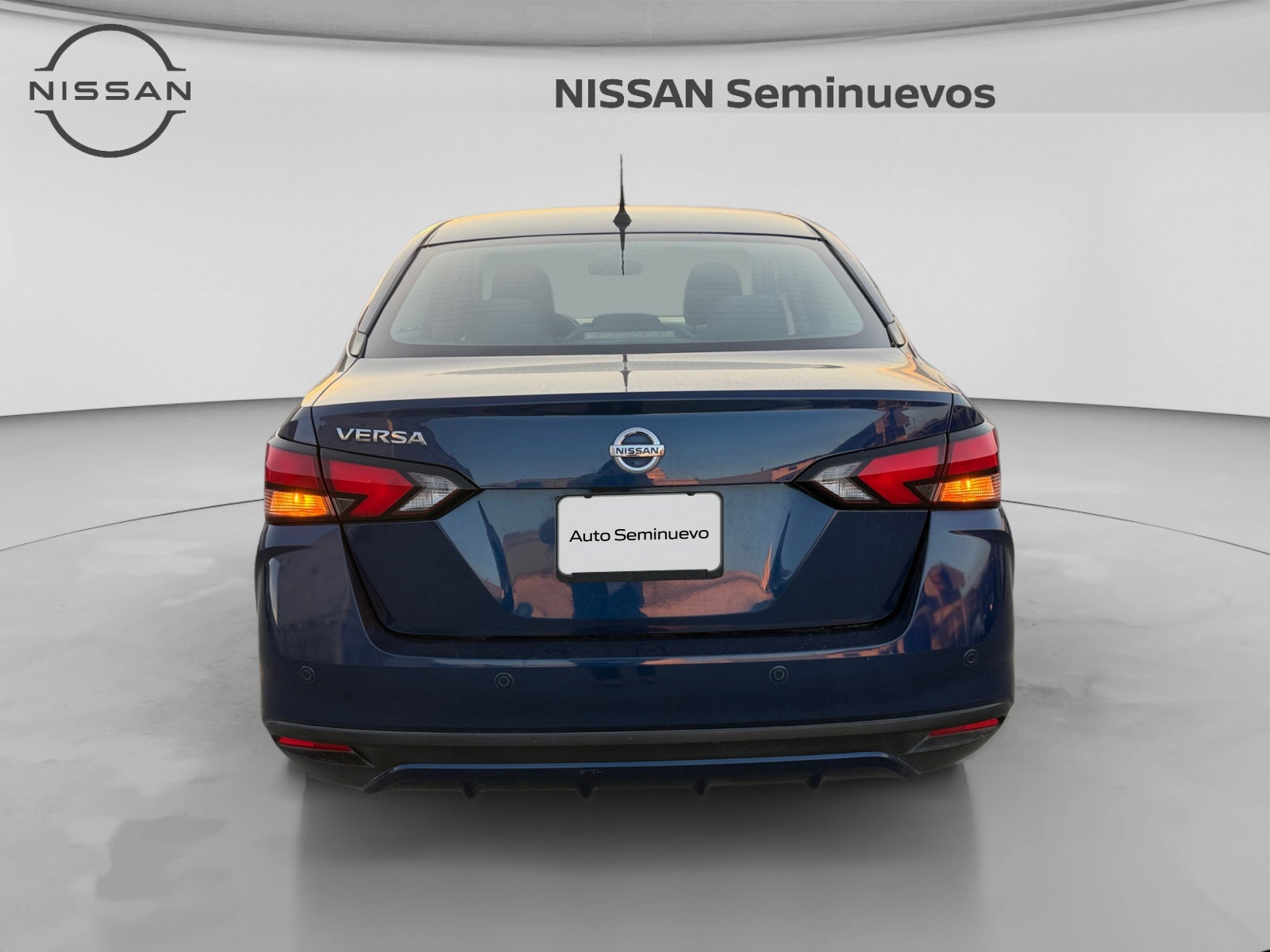 2020 Nissan VERSA ADVANCE CVT