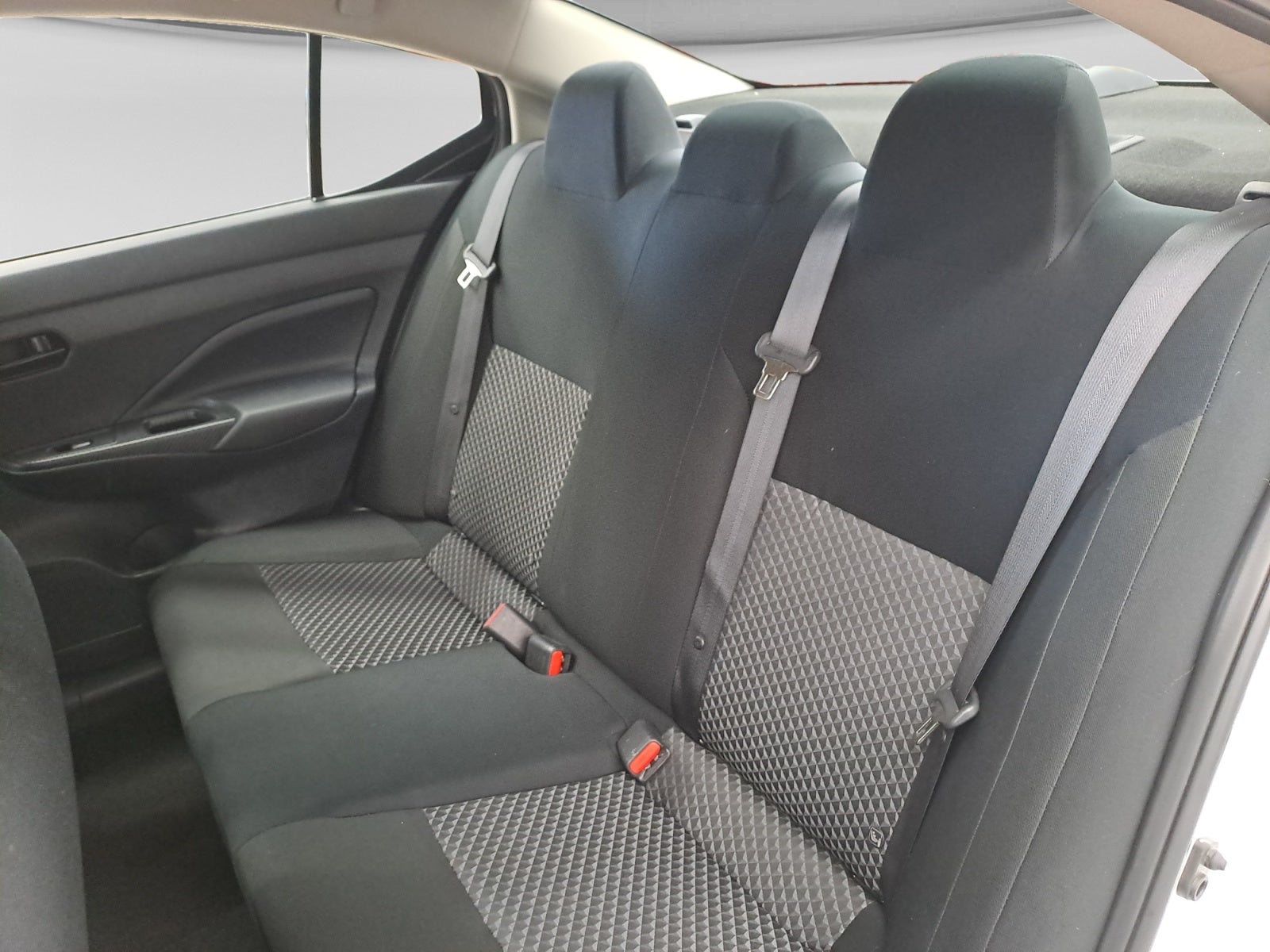 2024 Nissan VERSA SENSE CVT 24