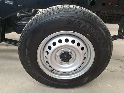 2024 Nissan NP300 NP300 CHASIS TM AC 24