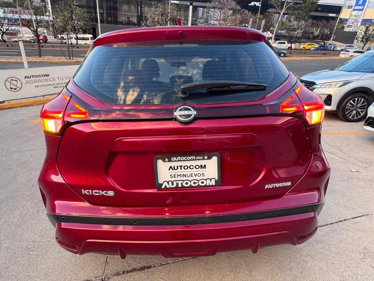 2023 Nissan KICKS KICKS ADVANCE CVT NEGRO