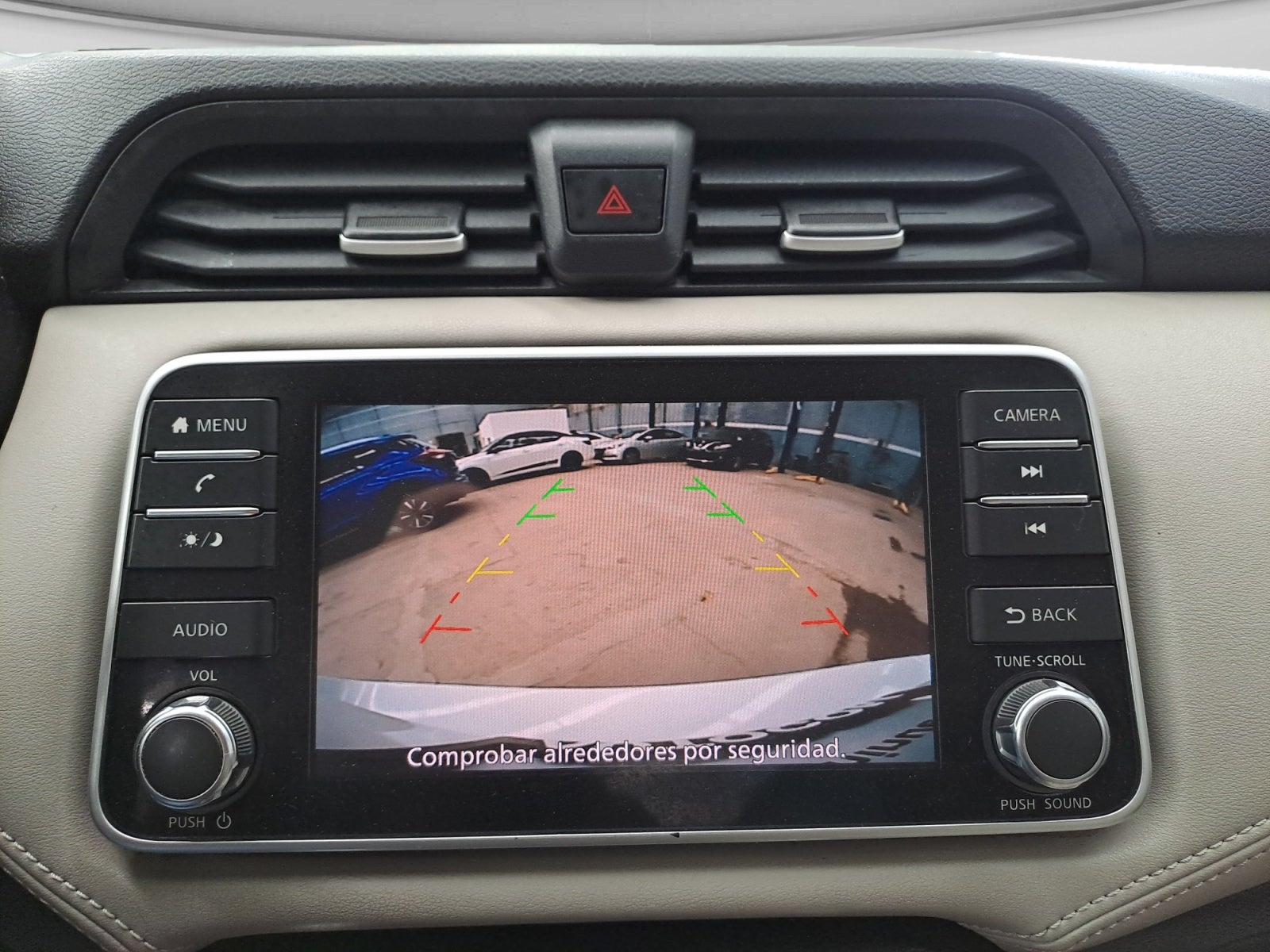 2021 Nissan VERSA EXCLUSIVE CVT 21