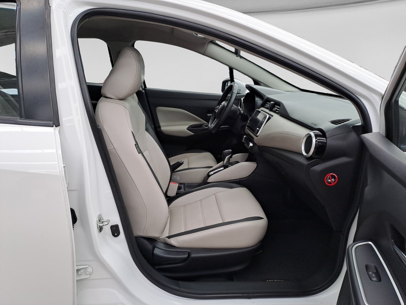 2021 Nissan VERSA EXCLUSIVE CVT 21