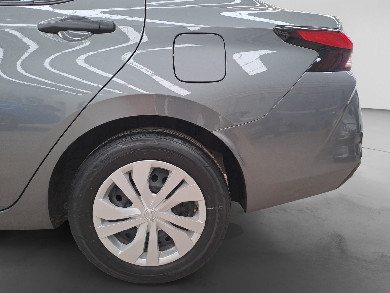 2023 Nissan VERSA VERSA SENSE CVT