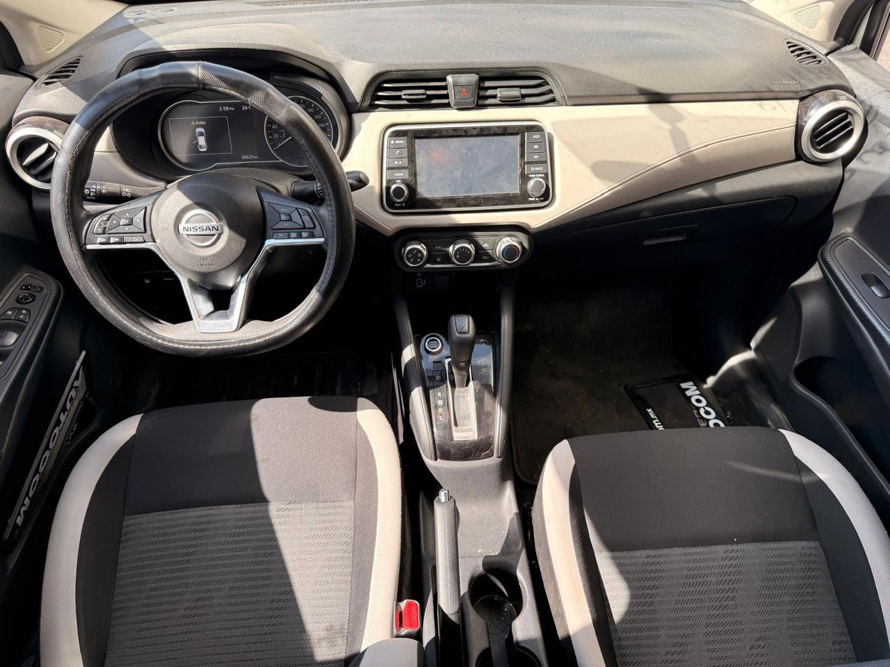 2022 Nissan VERSA ADVANCE CVT 22