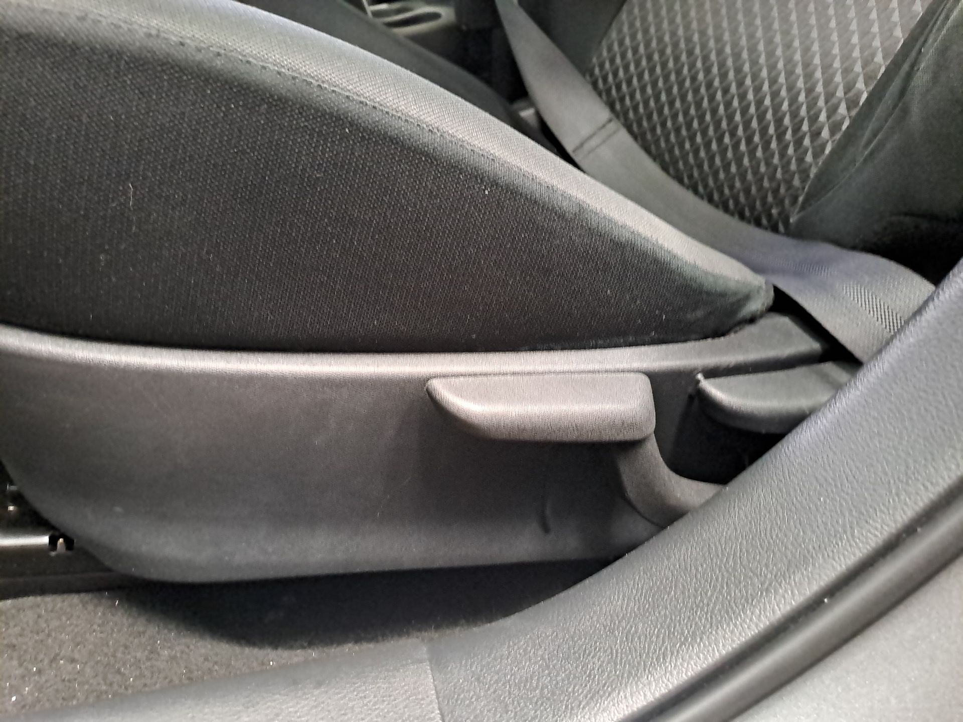 2024 Nissan VERSA SENSE MT 24