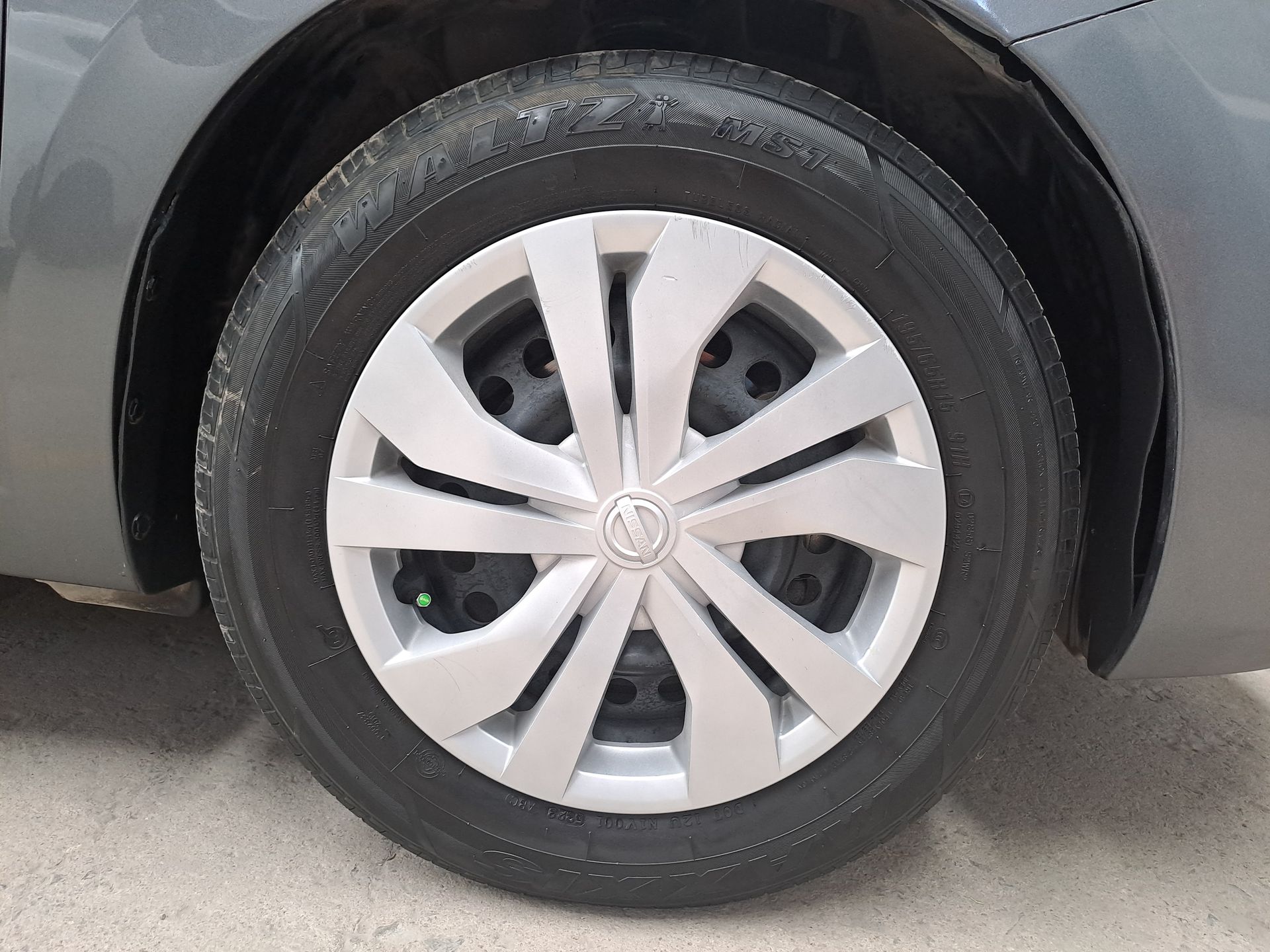 2024 Nissan VERSA SENSE MT 24