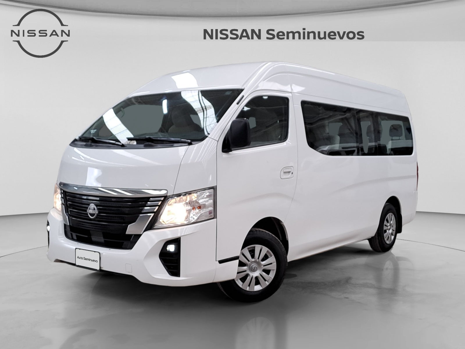 2024 Nissan NV350 URVAN 14 PASAJEROS AMPLIA AA 24