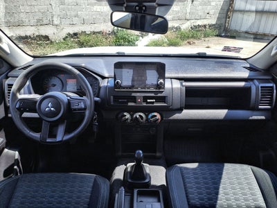 2025 Mitsubishi L200 GLX TM 4X2 GAS