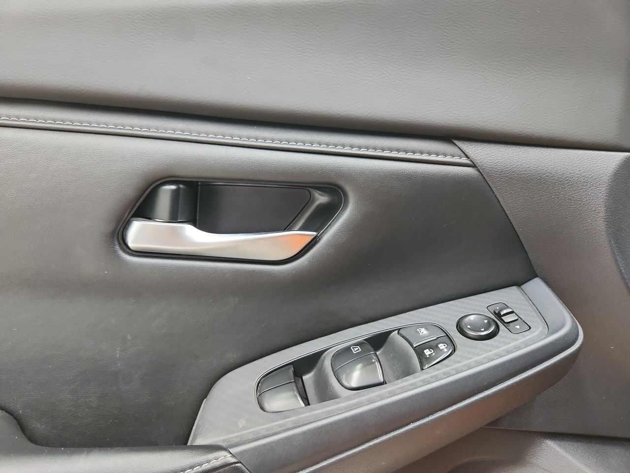 2023 Nissan SENTRA ADVANCE CVT 23