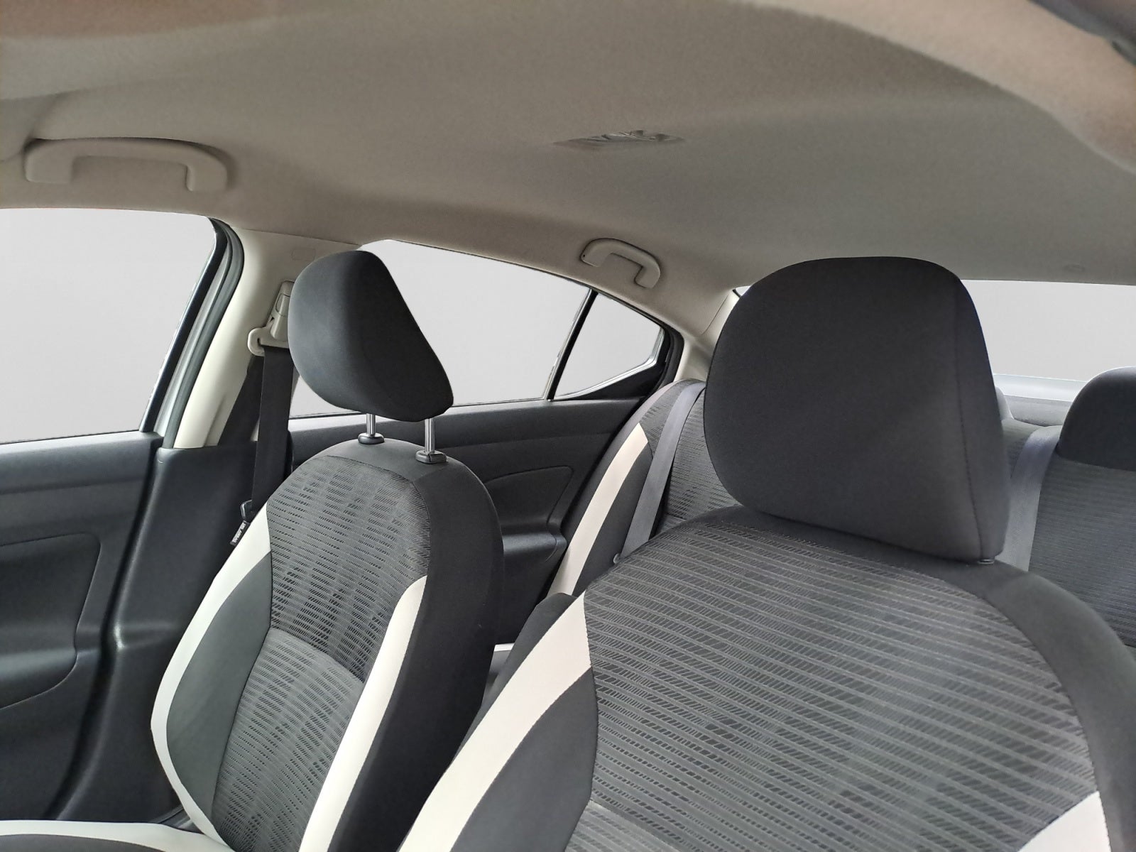 2021 Nissan VERSA ADVANCE CVT 21