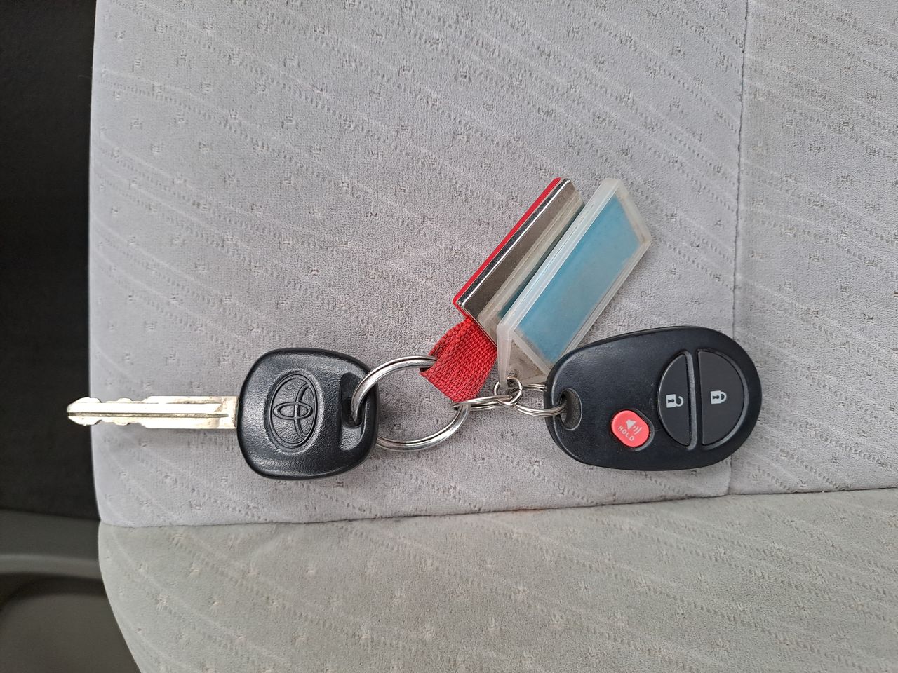 2018 Toyota SIENNA LE