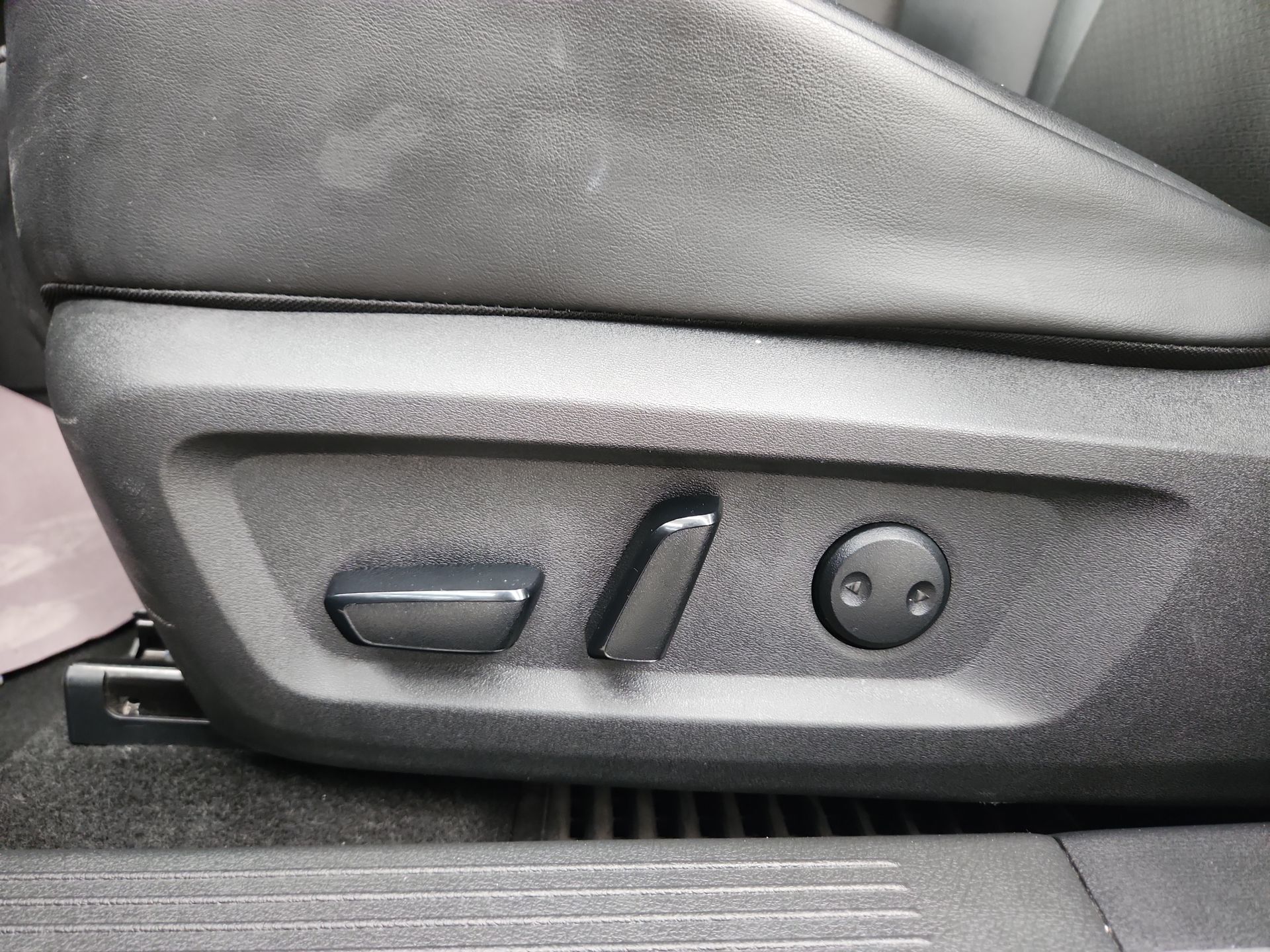 2025 Nissan X-TRAIL PLATINUM PLUS 2 ROW 25