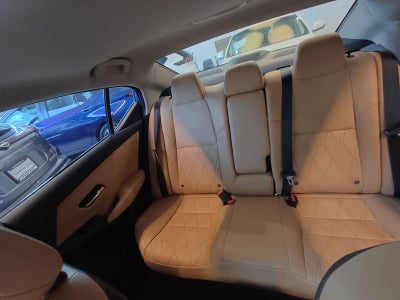2024 Nissan SENTRA PLATINUM BITONO CVT 24