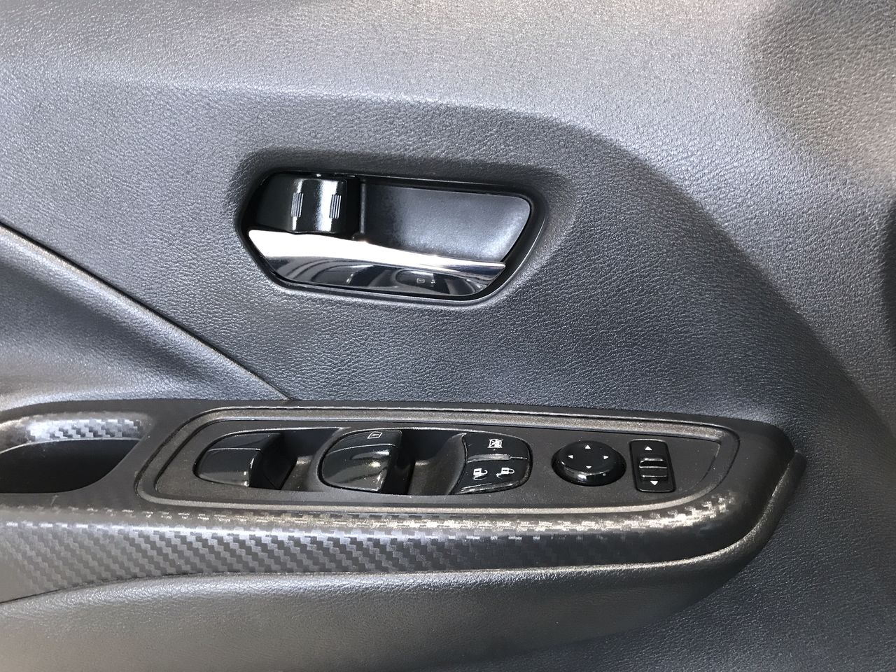 2022 Nissan VERSA SENSE MT 22