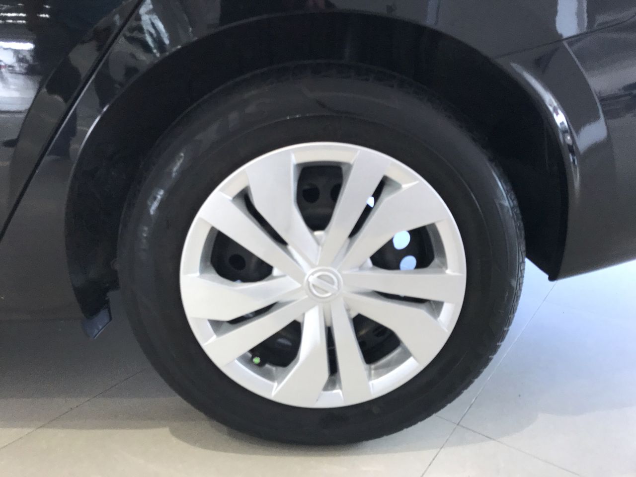 2022 Nissan VERSA SENSE MT 22
