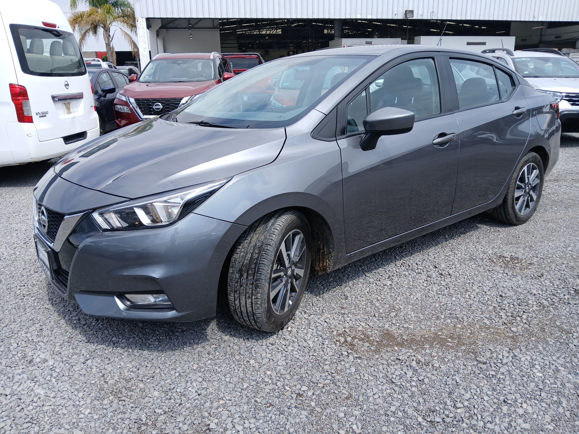 2022 Nissan VERSA ADVANCE CVT 22