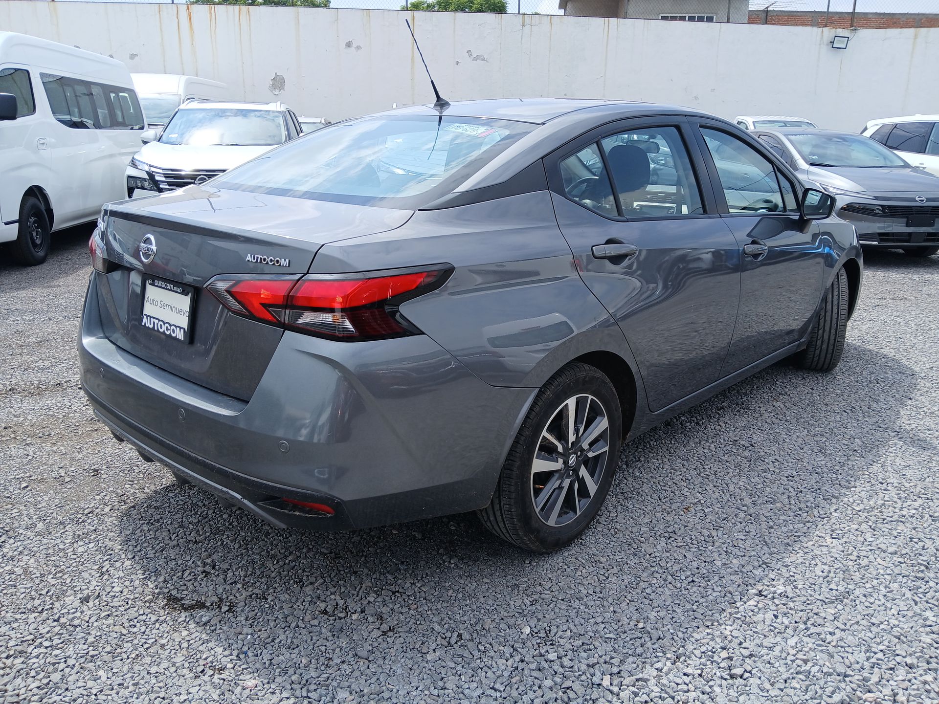 2022 Nissan VERSA ADVANCE CVT 22